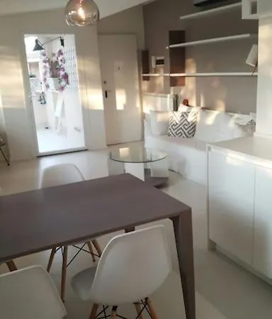 Attico Sui Pini Apartment *