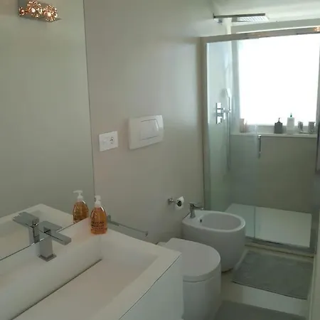 Attico Sui Pini Apartment